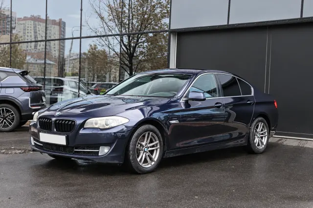 BMW 5-Series — графитовый M-look — до